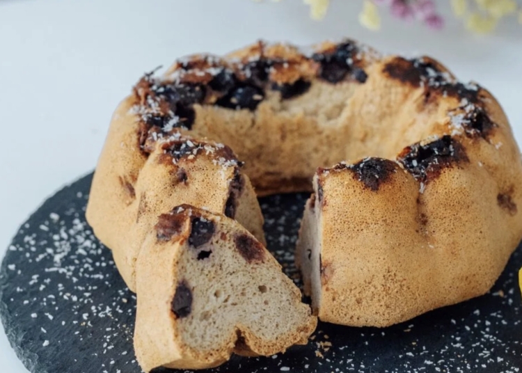 Receita de Bolo de Mirtilos e Coco