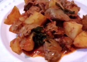 Receita de Miúdos de frango com batata