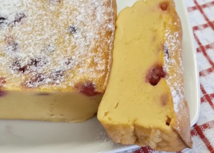 Receita de Pudim Flan saudável de iogurte e tâmaras
