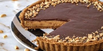 Tarte de Amendoim e doce de leite / Filipa Gomes