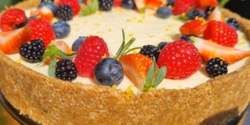 Leite condensado: 2 receitas irresistíveis de bolos