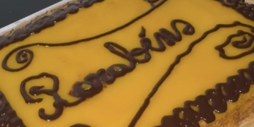 Bolo de Aniversário / Paulo Rocha (Poveiro)