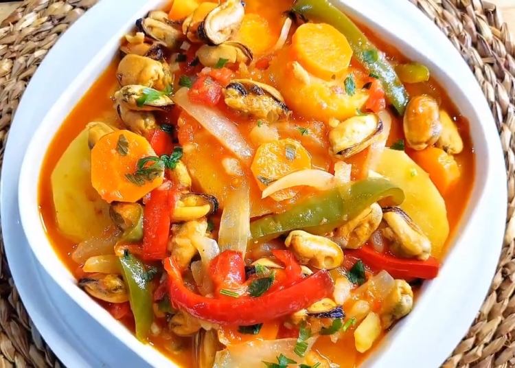 Receita de Caldeirada de Mexilhão