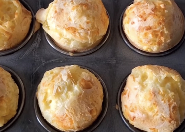 Receita simples de Pão de Queijo